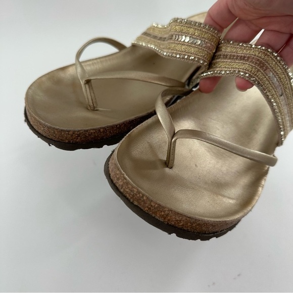 Nine West sandals size 11 gold Italian leather sequins Bollywood festival - Picture 10 of 11